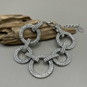 Elegant Silver Bracelet with Crystal Accents